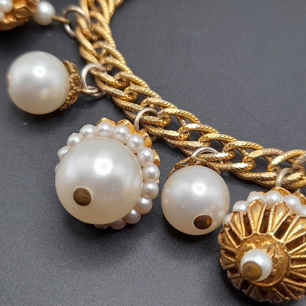 Vintage 1950s Acorn Filigree Charm Bracelet, Faux Pearls, 7 1/4" - Picture 4 of 9